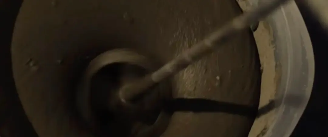 Mixing the Adhesive