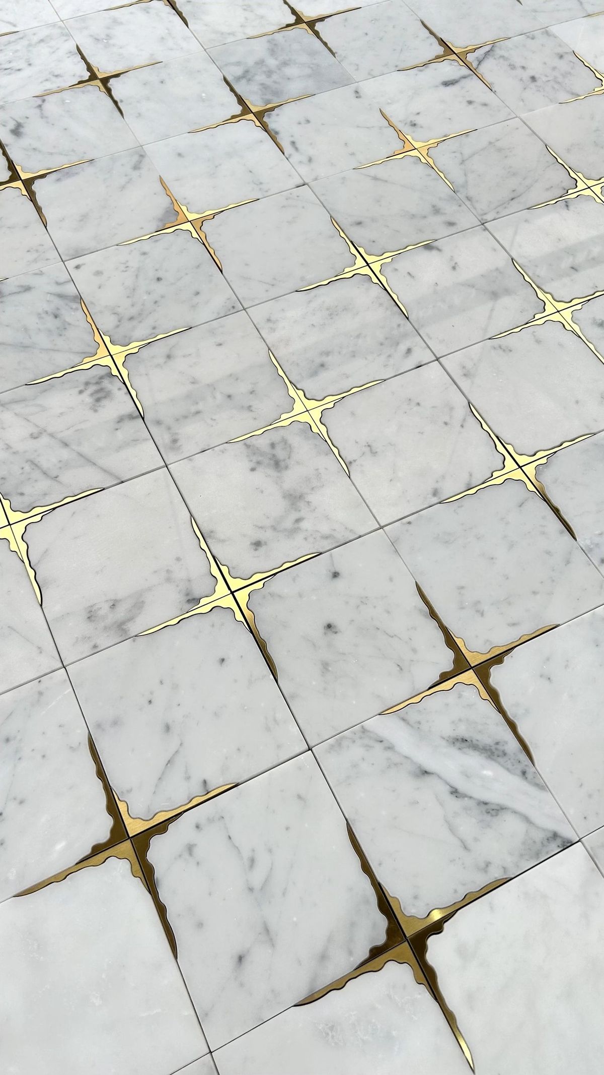 Marble and Gold Joints